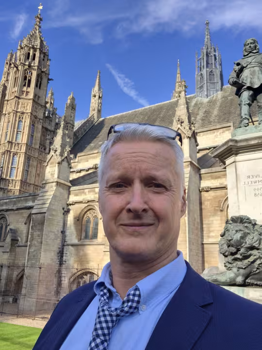 Dr Mark Stevens