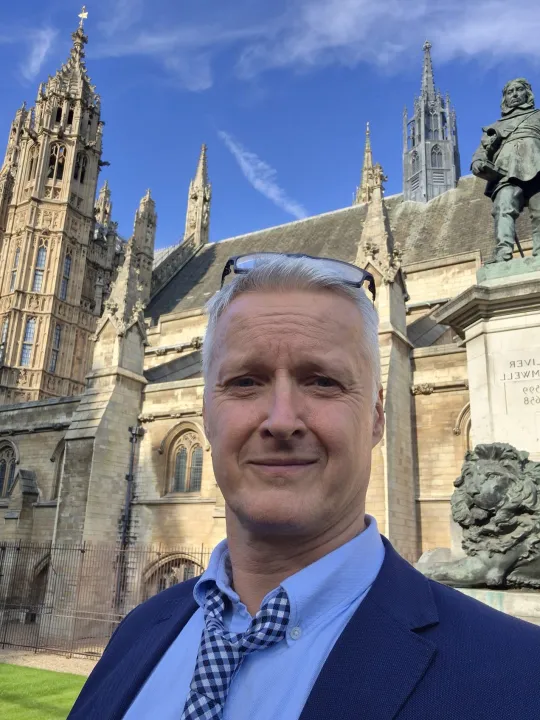 Dr Mark Stevens