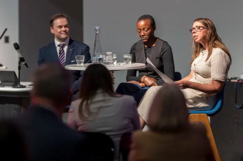 closing plenary 2.jpg